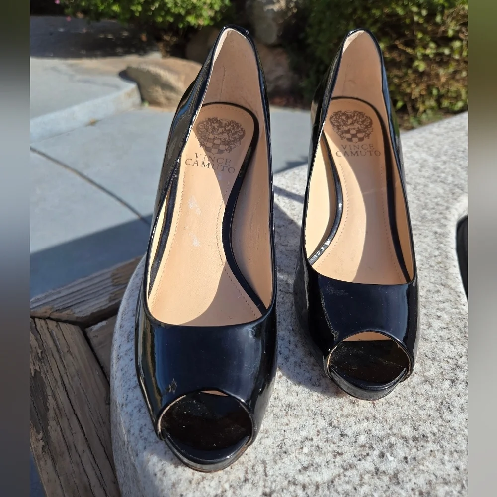 Vince Camuto vince camuto